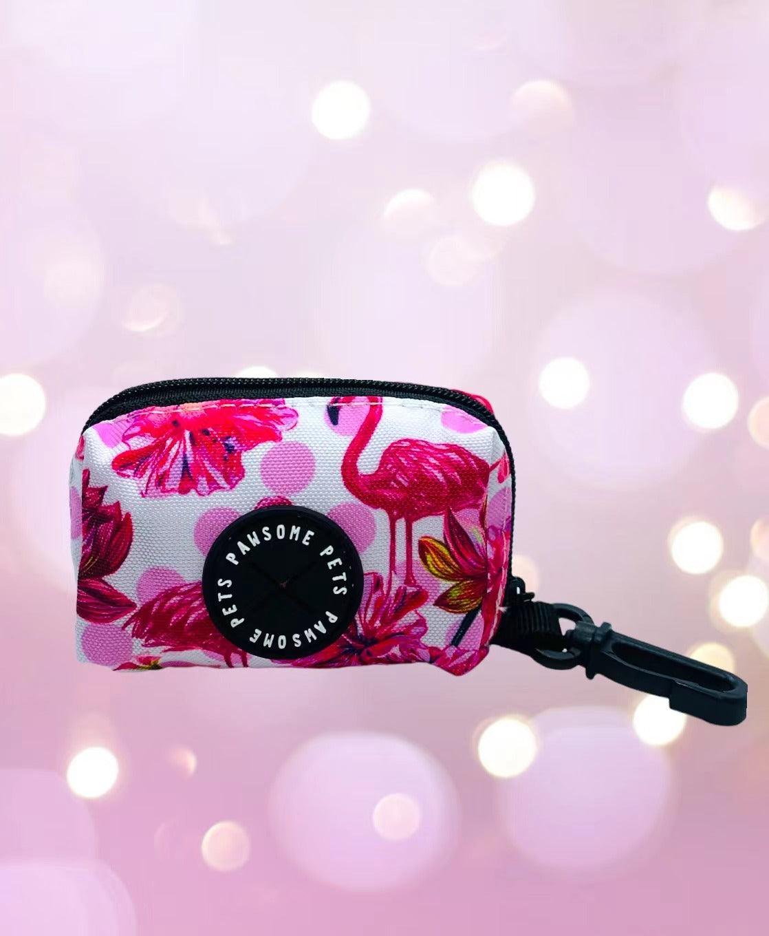 Transport & Lifestyle - Dog 🐶 WASTE BAG HOLDER - HAWAII FLAMINGO / Distributeur de Sacs à Déjections en Néoprène Premium