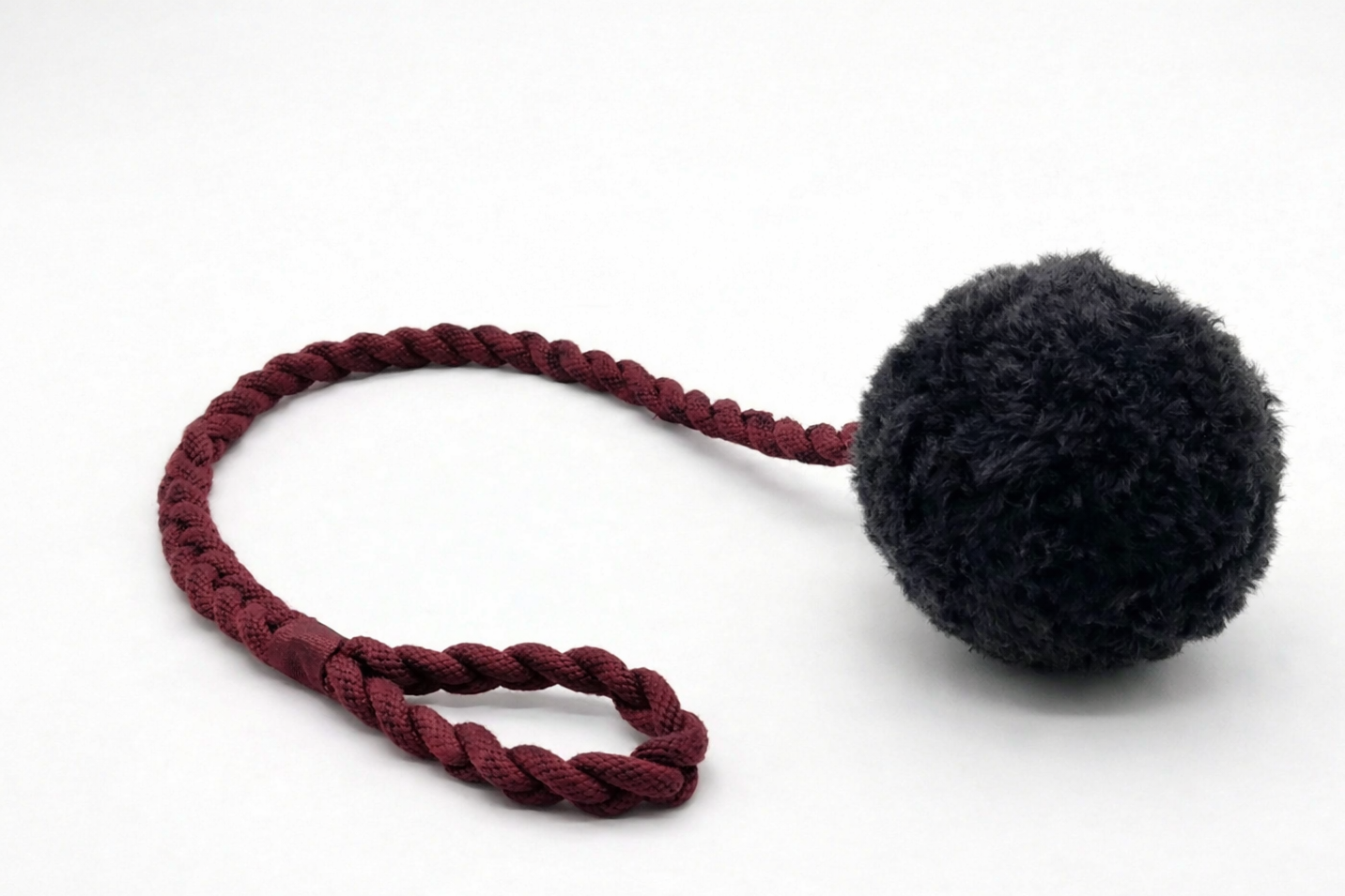 Naturel/Artisanal/Dog 🐶 Wool Pom Tug Toy - Black (Jouet à Tirer en Laine Naturelle)