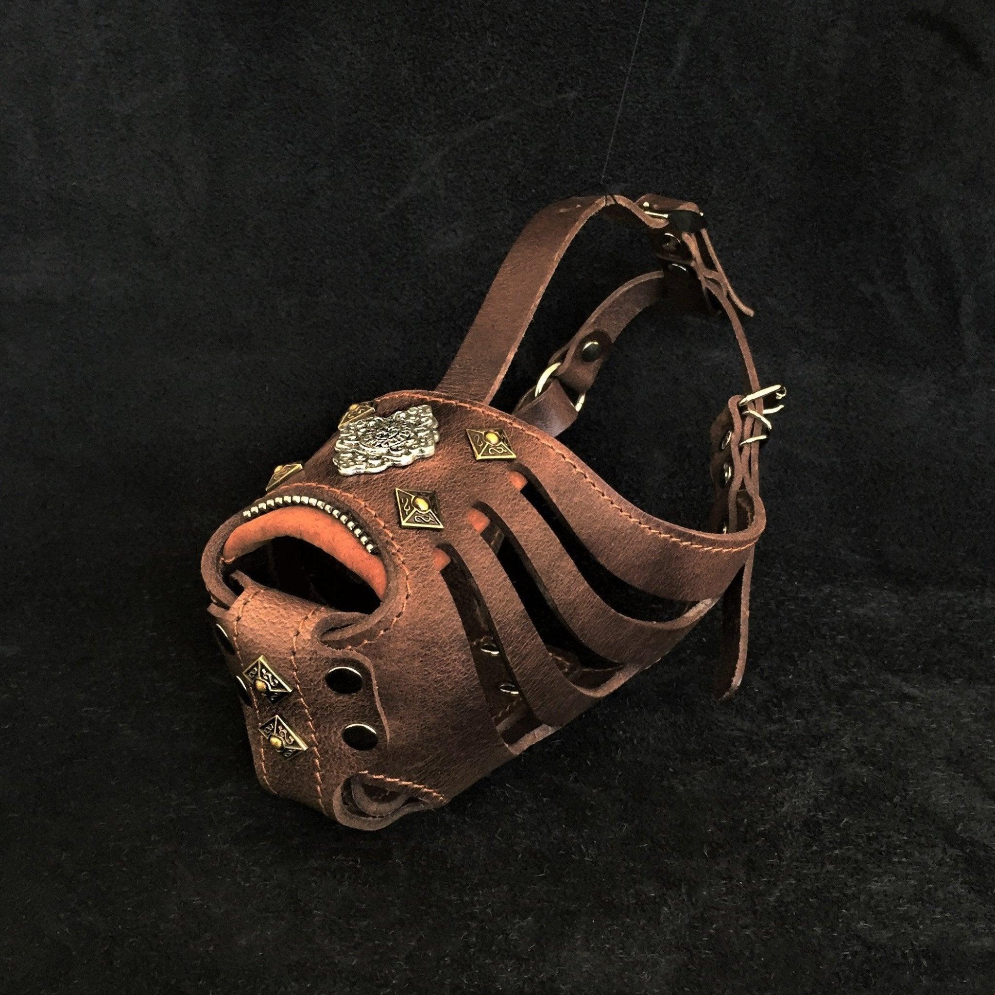 Luxe Artisanal Dog 🐺 AZTEC BASKET MUZZLE - Grey Edition (Fait Main en Europe)