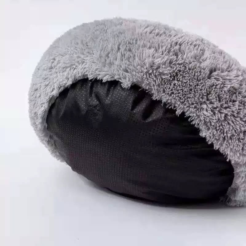 Couchage en peluche avec base antidérapante