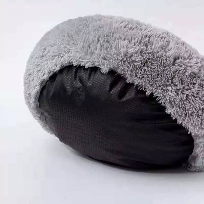 Couchage en peluche avec base antidérapante
