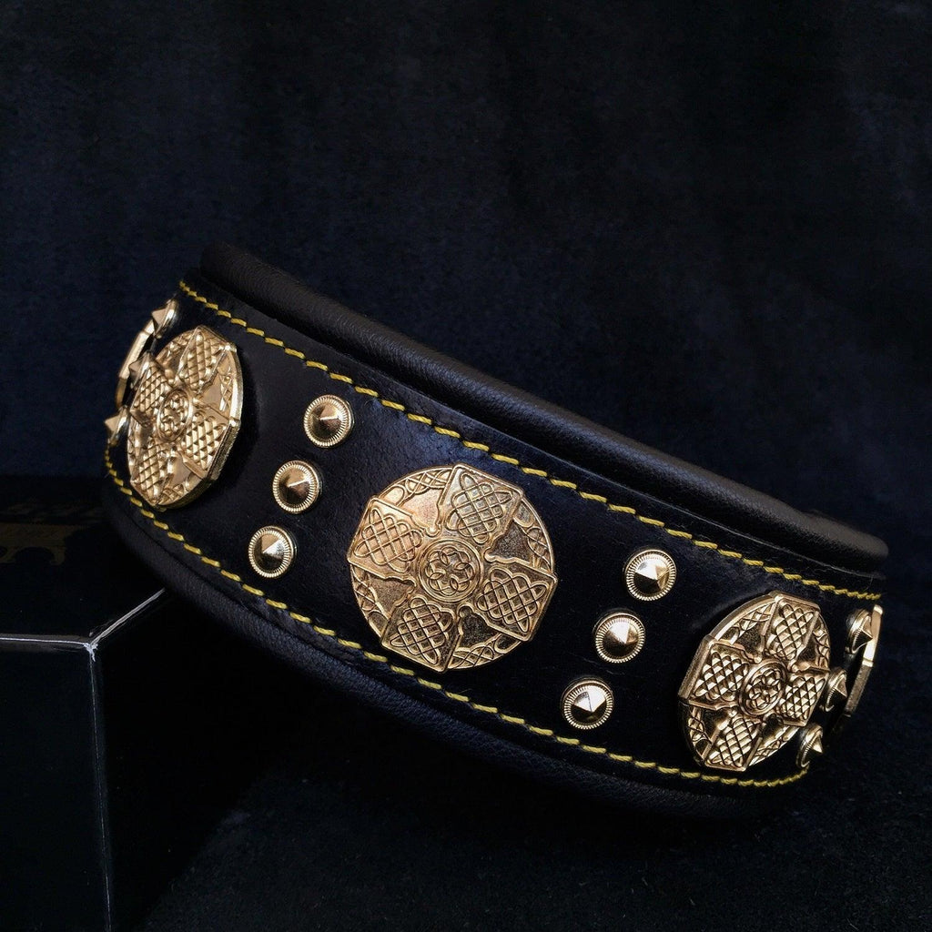 Luxe Artisanal Dog 🐺 MAXIMUS COLLAR - Black & Gold Edition (6.5 cm / 2.5”) - Fait Main en Europe